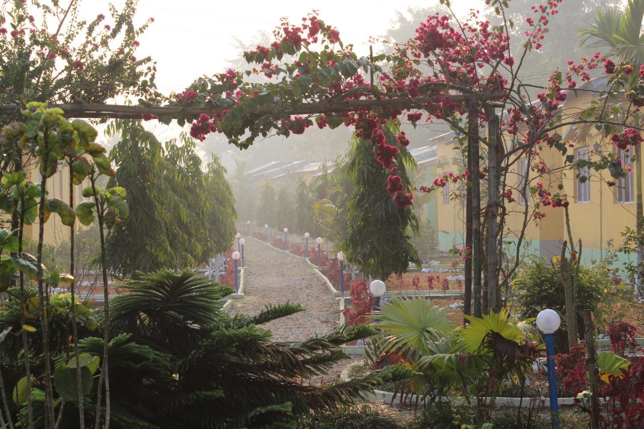 The Mystic Forest - A Tea Garden Resort At Dooars Madari Hat Eksteriør bilde